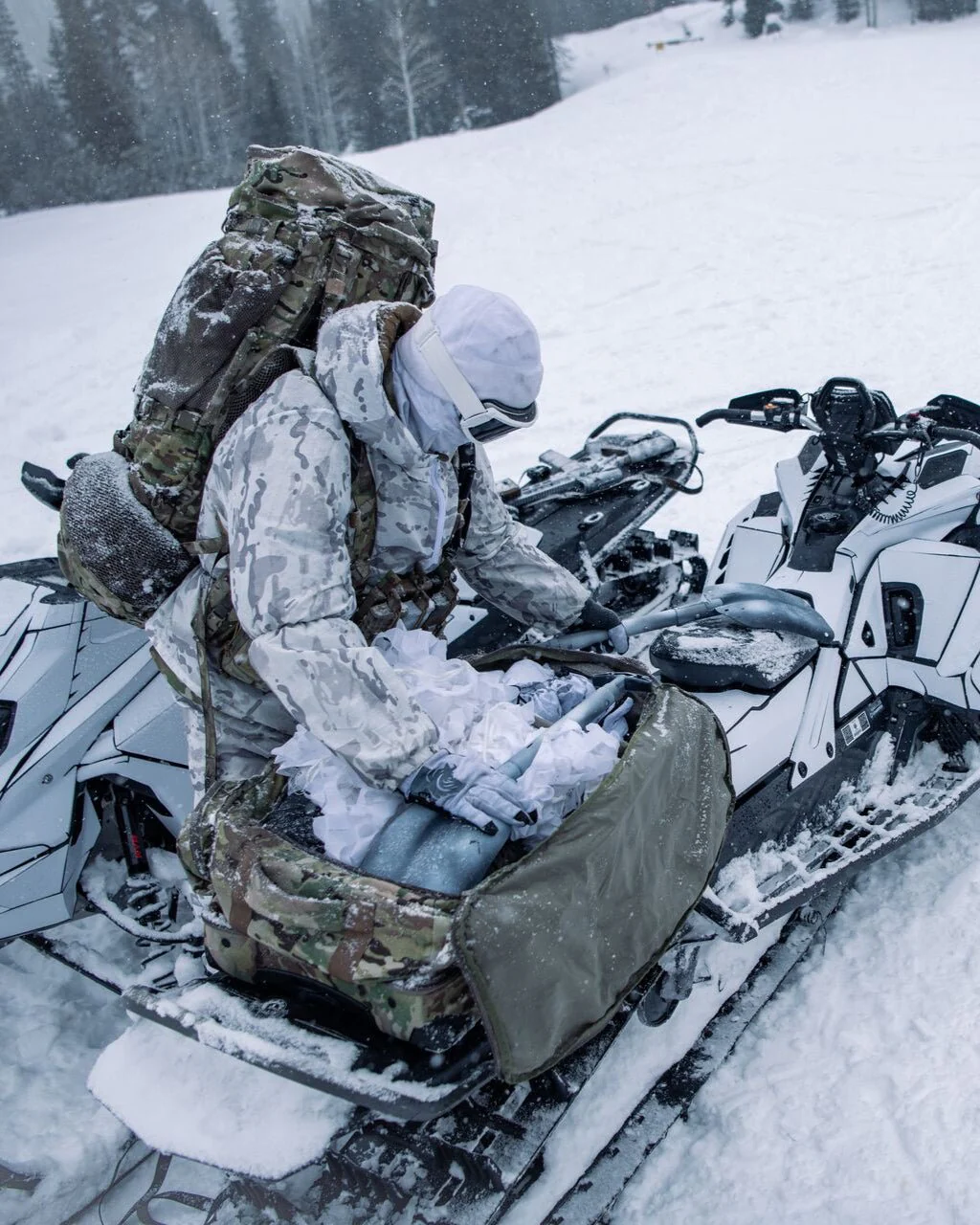Atlas Duffel - Image 6