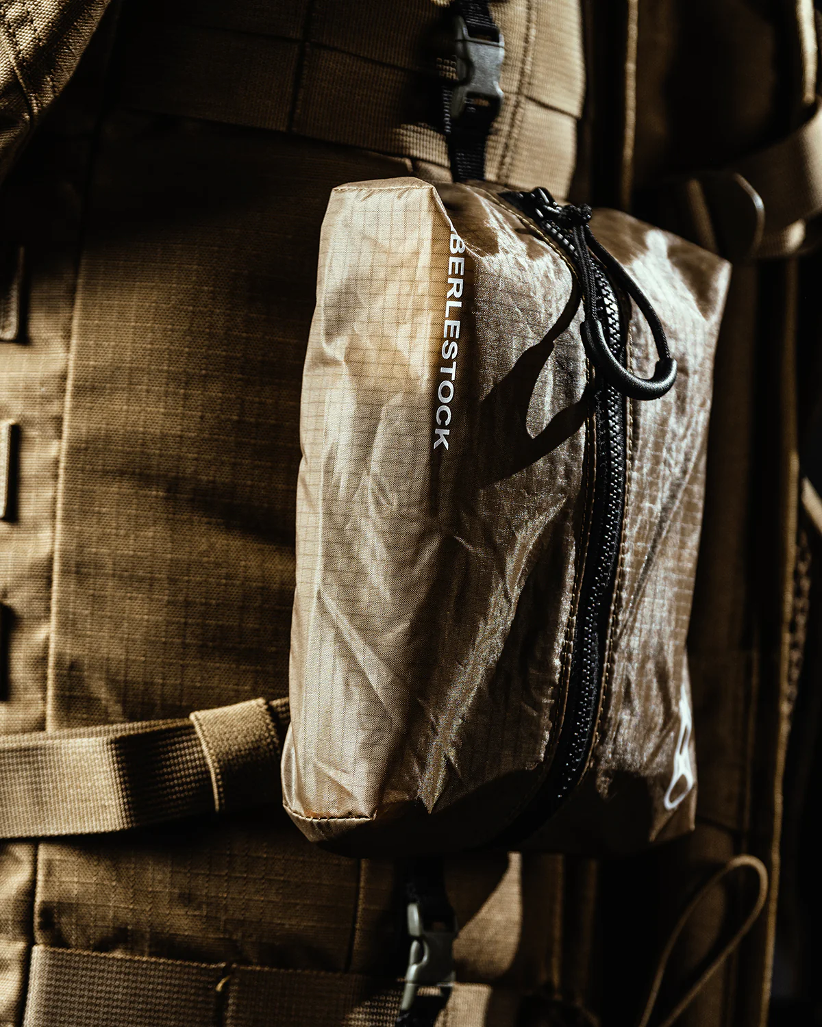Hangar Zip-Pouch - Image 5